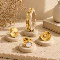 18K Vergoldeter Edelstahl Chunky Statement-Ring Unregelmäßiger Breiter Ring Geometrischer Modeschmuck für Damen Hochzeit Großhandel