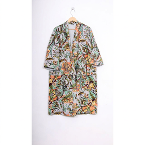 เสื้อแจ็คเก็ตผู้หญิงแบบถักลายทาง  ใส่ได้สองด้าน  ตกแต่งด้วยเข็มขัด  ลายเพ้นท์มือ  ทรงยาว  ผ้าฝ้าย 100%  สำหรับฤดูใบไม้ร่วงและฤดูหนาว  เป็นมิตรต่อสิ่งแวดล้อม - Product Image 1