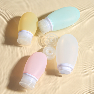 Vente en gros de kits de voyage portables et rechargeables sans BPA de qualité alimentaire, 60 ml, 100 ml, flacons souples en silicone pour shampooing et cosmétiques - Product Image 5