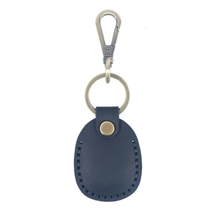 Étui en cuir PU personnalisé avec logo, étui de suivi en cuir PU <span class=keywords><strong>pour</strong></span> porte-<span class=keywords><strong>clés</strong></span> anti-perte <span class=keywords><strong>pour</strong></span> AirTag, plectre de guitare - Product Image 4