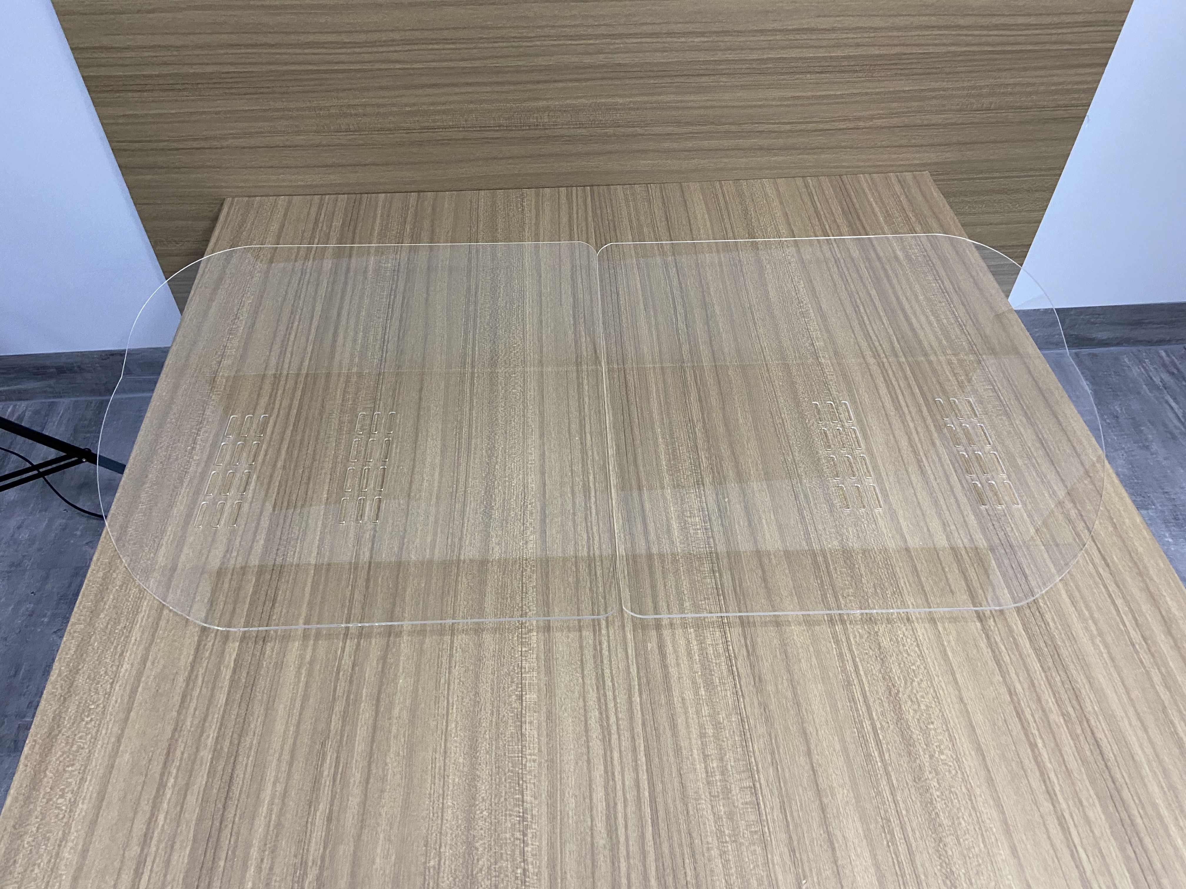 โปร่งใส