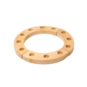 Portavelas de Madera de Haya con Grabado Artístico Folclórico, Reutilizable, Adorno Tallado para Decoración del Hogar en Celebraciones Festivas - Product Image 1