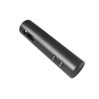 Ensemble 4-en-1 d'ouvre-bouteille électrique pratique avec aérateur, verseur et bouchon et base debout.