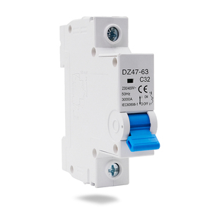 Disyuntor de montaje en riel Din eléctrico de corriente en miniatura de seguridad corta automática, Protector Solar de carga, 1/2/3/4P 32A, 1/2/4P, 2/3 - Product Image 3