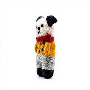 Meilleure figurine d'animal de Noël traditionnelle en laine tricotée à la main, écologique, motif panda, 100 % laine certifiée, petite taille - Product Image 3