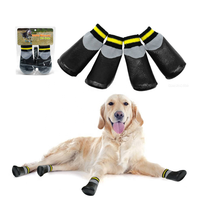 Chaussures pour chiens et animaux de compagnie en tissu bouclé doux et chaud avec semelle en silicone imperméable, design personnalisé, pour femmes