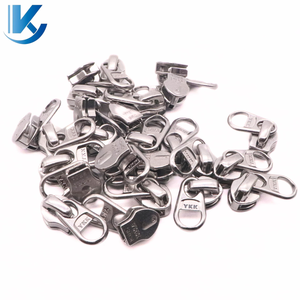 Alta Qualidade em Estoque Original YKK05RC DFW Zipper Extrator No.5 Nylon Zipper <span class=keywords><strong>YKK</strong></span> Extrator - Product Image 2