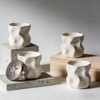 Bougie parfumée blanche à l'art tendance, parfum de luxe pour la maison et le spa, logo personnalisé et vente en gros OEM