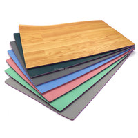 Plancher de danse et de ballet moderne personnalisé Marley Rouleau de vinyle PVC antidérapant résistant à l'usure pour une utilisation dans un centre commercial Modèle 3D disponible