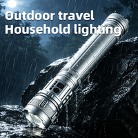 Nouvelle lampe torche imperméable à sept couleurs, super lumineuse, haute intensité, longue portée, zoom télescopique, en alliage d'aluminium, lampe torche d'extérieur