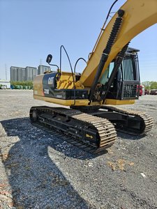 Excavadora de cadenas CAT 320D usada, equipo de construcción hidráulico, color amarillo y negro - Product Image 6
