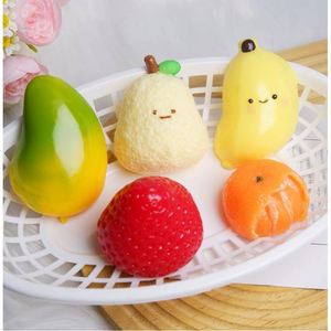 ของเล่นบีบรูปแก้วมังกรแบบขายส่ง ทำจากวัสดุ TPR/PU Foam TOYSRUNNER ของเล่นบีบคลายเครียดสำหรับทุกเพศทุกวัย สั่งซื้อจำนวนมากได้ - Product Image 2