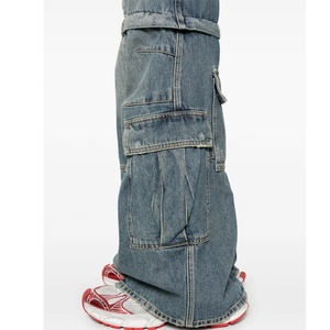 Jeans cargo super baggy à jambes larges et délavées, personnalisés par le fabricant, pour hommes, avec plusieurs poches cargo, en denim - Product Image 6
