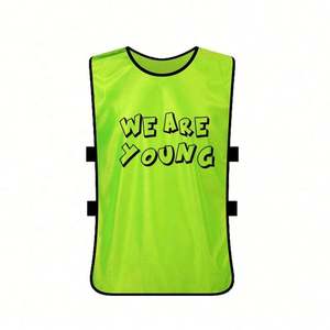 Chaleco de entrenamiento de fútbol de 13 colores con eslogan de equipo Baberos convenientes para entrenamiento deportivo - Product Image 1