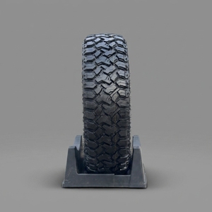 Neumático Radial 33X12.50R18LT, Neumático Nuevo para Auto LCH T-REX, Nuevo para Reemplazo/Reparación - Product Image 1