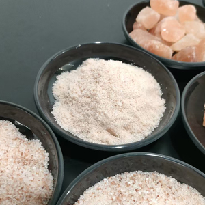 Grains de <span class=keywords><strong>sel</strong></span> bio rose de l'Himalaya <span class=keywords><strong>Sel</strong></span> de mer grossier de qualité alimentaire pour la cuisson de la salade Assaisonnement <span class=keywords><strong>Iode</strong></span> Saveur particulière Pierre naturelle - Product Image 4