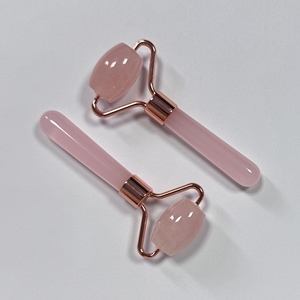 Rouleau de massage en résine de quartz rose, taille mini, à tête unique - Product Image 6