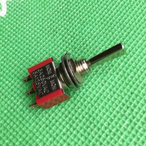 MTS-123R-F Thu Nhỏ Tay Cầm Phẳng Màu Đỏ Chuyển Đổi Chuyển Đổi Tạm Thời (Bật)-Tắt-(Bật) - Product Image 4