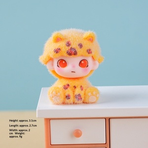 Nueva Serie de Fantasía: Linda Figura de Resina de Gatito Momoko en Postura Sentada, Decoración Creativa y Moderna para Escritorio - Product Image 6