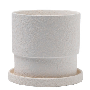 <span class=keywords><strong>Pot</strong></span> <span class=keywords><strong>de</strong></span> fleurs en grès non coloré, cuit à haute température ; <span class=keywords><strong>Pot</strong></span> en argile blanche <span class=keywords><strong>de</strong></span> forme ronde, à texture rugueuse et respirant, avec soucoupe. - Product Image 5