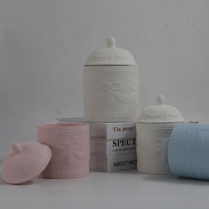 Synwish Wholesale Luxury Color Clay Home Decorative Matte Jar Candle Holder White Ceramic Candle Jars Vessels With Lid Luxury