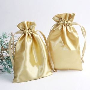Sac cadeau personnalisé en tissu satiné blanc transparent avec cordon de serrage pour extensions de cheveux, impression de logo - Product Image 6