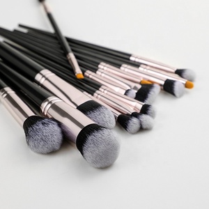 Ensemble <span class=keywords><strong>de</strong></span> Pinceaux <span class=keywords><strong>de</strong></span> <span class=keywords><strong>Maquillage</strong></span> Professionnels Abordables et Populaires avec Logo Personnalisé, Faible MOQ, Kit <span class=keywords><strong>de</strong></span> 16 Pièces pour Fond <span class=keywords><strong>de</strong></span> Teint, Marque Privée - Product Image 5