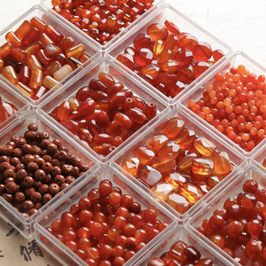 Venta al por mayor de cuentas sueltas de ágata roja natural a rayas, cuentas para hacer joyería DIY, suministros para pulseras y collares. - Product Image 1