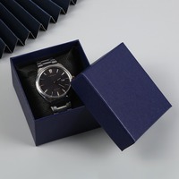 Boîte d'emballage carrée en carton pour montre, personnalisable avec logo, prix abordable, idéale comme cadeau