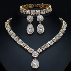 Shiny Luxury Dubai Gold Plated Jewelry Sets Cubic Zircon Big Water Drop Earrings Necklace Bracelet for Ladies Wedding Bridal