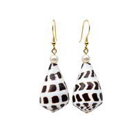 Ensemble de boucles d'oreilles et collier en acier inoxydable avec coquillages coniques hébreux naturels Conus Ebraeus et perles, bijoux tendance pour femmes, cadeau