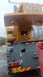 All Terrain <b>Crane</b> SANY Stc1000c5-8 <b>Crane</b> USED CONDITION SANY STC1000c7 SAC1300T2 Stc750 Stc800t6 Stc800t5 Stc500s <b>CRANES</b> - Product Image 4