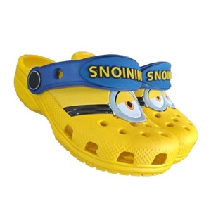 Cro New Cross <strong>Minion</strong> Children's Clogs EVA Comfortable Lightweight Nonslip Wearresistant Garden <strong>Shoes</strong> Beach <strong>Shoes</strong> Wholesale - Product Image 3