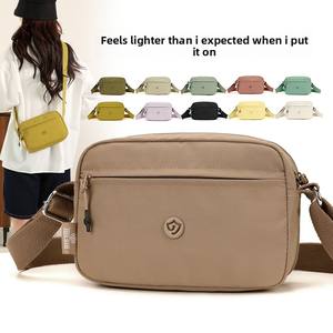 Bolso Bandolera Cuadrado Mediano Informal para Mujer Jielangshi, Verano 2025, Nuevo, Urbano, Simple, de Nailon Ligero y Duradero, con Diseño de Puntos y Cierre de Cremallera - Product Image 2