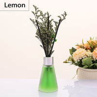 Diffuseur d'huile essentielle naturelle de parfum de parfum de décor à la maison de luxe dans le diffuseur de roseau de bouteille en verre avec le bâton de fleur d'arome