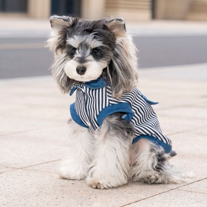 Chemise en jean rayée pour chiens et chats, tissu en coton respirant, col à revers, fermeture boutonnée, poche décorative à rabat, anneau en D pour laisse - Product Image 2