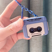 Porte-clés rétro en forme de magnétophone 15S, prix d'usine Party Dots, pendentif pour sac d'étudiant, cadeau pour couple et amis