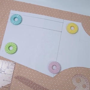 4 PCS Sewing Weights Kit DIY Tailor Pressure <strong>Ruler</strong> and Marking Ironing Plate Plastic Packed Quilting Tools in Bag - Product Image 5