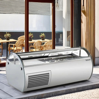Vitrine Réfrigérée pour Crèmes Glacées avec Refroidissement par Air et Contrôle Numérique de la Température pour un Angle de Vision Optimal et une Vente Accélérée