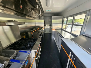 Food Truck Commerciale con Macchina per Popcorn e Stazione Friggitrice per Nuggets <span class=keywords><strong>di</strong></span> Pollo nel Parco a Tema <span class=keywords><strong>di</strong></span> Orlando - Product Image 5