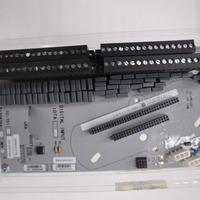 Nouveau PLC adapté pour l'entrée numérique CC-TDI110 IOTA N°. 51308394-175 Rev E1 Stock G186a Vente en gros