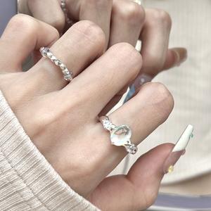 Anillo de Plata de Ley S925 Versión Coreana para Mujer, Línea Irregular, Ópalo Ovalado, Piedra Lunar, Diseño de Lujo con Platino como Material Principal - Product Image 2