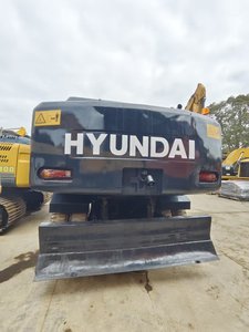 รถขุดไฮดรอลิกดีเซล Hyundai R210W-9T มือสอง น้ำหนัก 20.5 ตัน จากเกาหลี ใช้งานน้อย สภาพดีเยี่ยม พร้อมส่ง FOB - Product Image 5