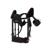 Exosquelette robotisé de stockage d'énergie pour les membres supérieurs, utilisé pour soulever des objets lourds pendant une longue durée afin de réduire la charge de travail des ouvriers