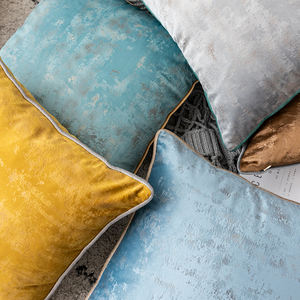 Housses de coussin en velours à imprimé doré, décoration de luxe pour canapé et lit, offre spéciale - Product Image 2