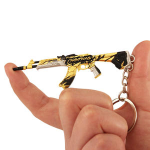 Fabbrica originale in metallo di piccole dimensioni 9cm portachiavi grandi dimensioni giocattolo Valorant Champions Karambit Cosplay Valorant coltello - Product Image 1