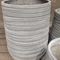 Set Pot Bunga Beton Modern 3 Buah, Pot Tanam Luar Ruangan Bentuk Bundar, Desain Minimalis, Warna Abu-abu untuk Penggunaan di Taman