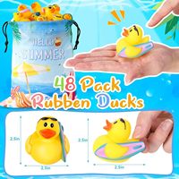Lote personalizado impreso PVC serie de verano goma pato en forma de bañera juguetes de baño con elementos de diseño de patrón