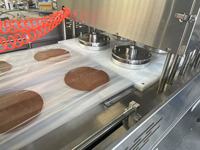 Machine automatique de fabrication de biscuits, ligne de production de farine avec taille de produit réglable, capacité de 2500 pièces/heure