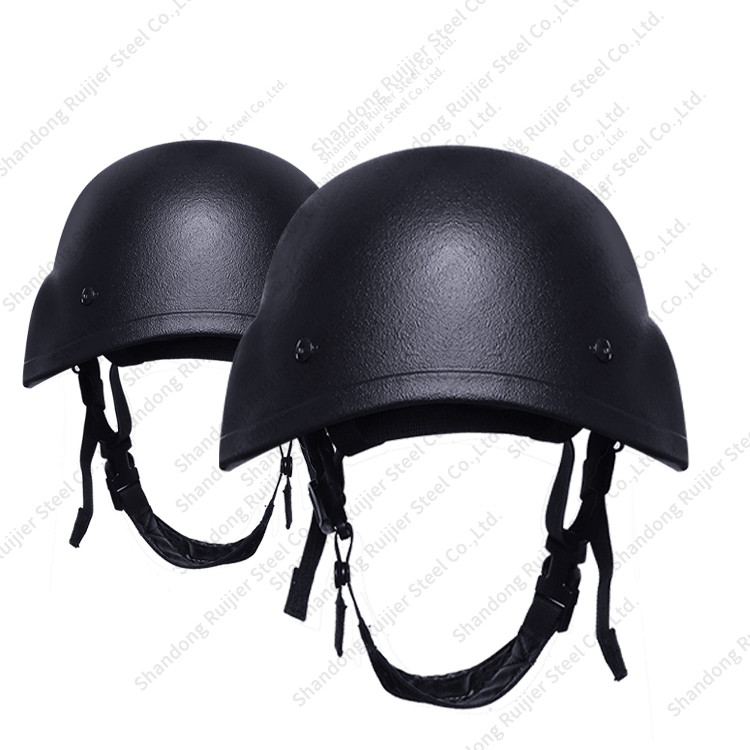 Фабрика производит защитные черные тактические шлемы NIJ-class для военных пуленепробиваемых шлемов